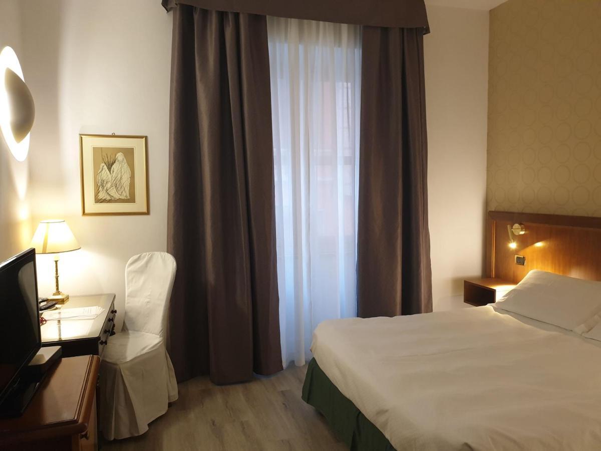Alli Due Buoi Rossi Alexandrie Exteriér fotografie