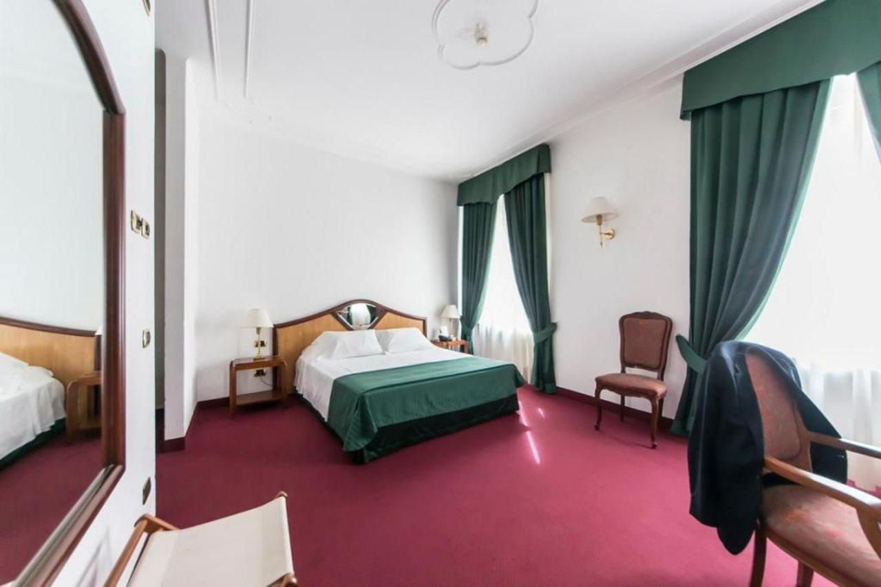 Alli Due Buoi Rossi Alexandrie Exteriér fotografie