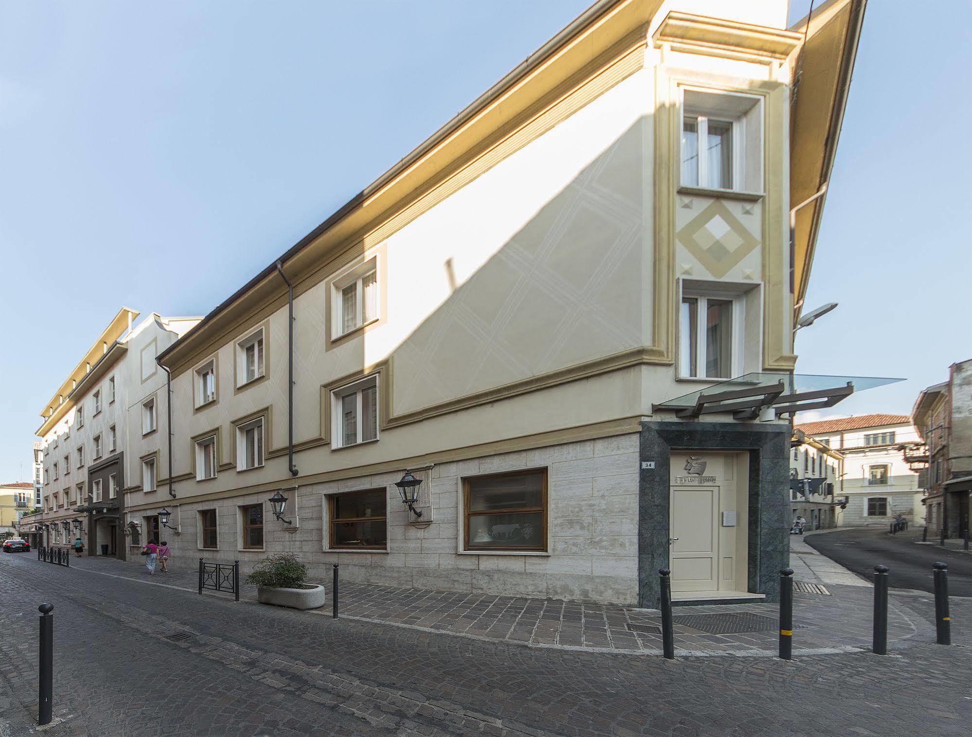 Alli Due Buoi Rossi Alexandrie Exteriér fotografie